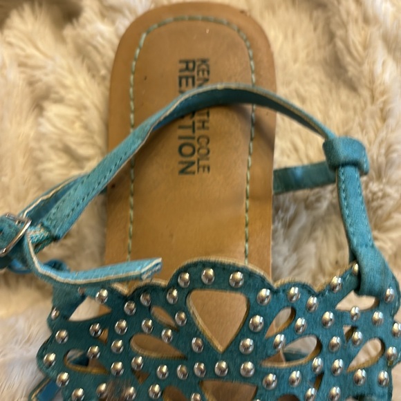 Kenneth Cole reaction, turquoise, silver stud, sandal, size 8 - Picture 2 of 6